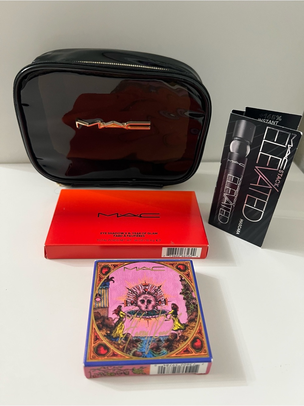 MAC New Makeup  bundle - Picture 7 of 9